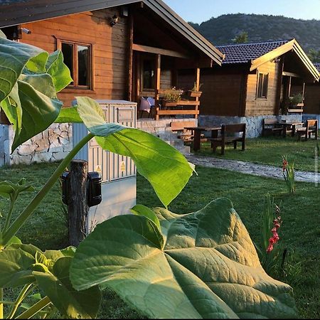 וירפזאר Orahovo Cottages מראה חיצוני תמונה