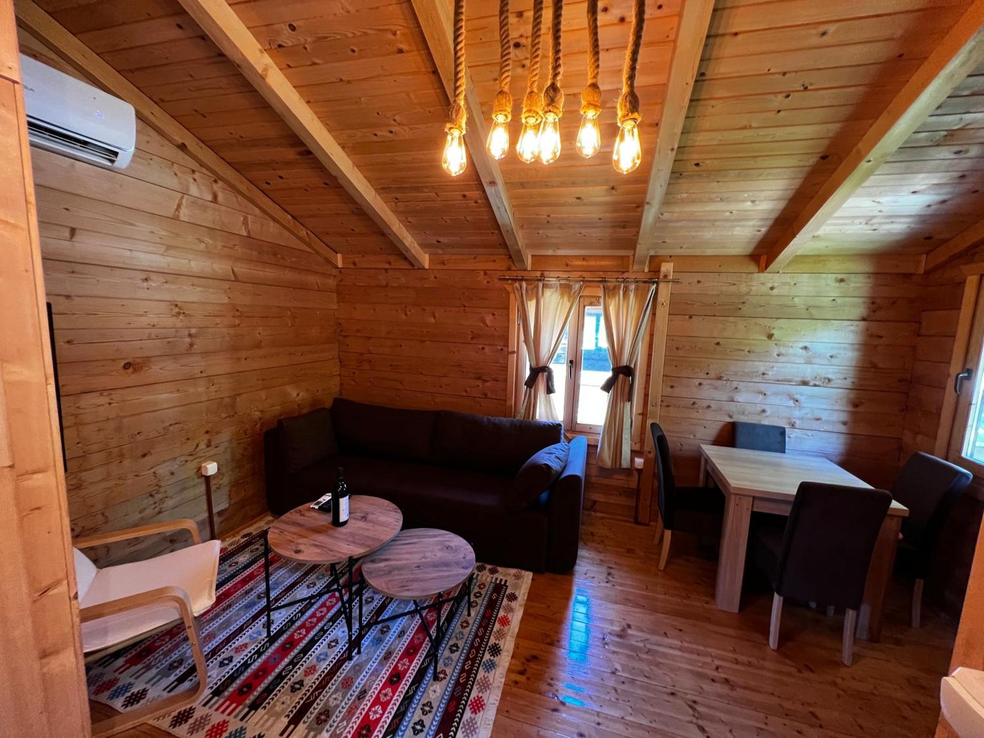 וירפזאר Orahovo Cottages מראה חיצוני תמונה
