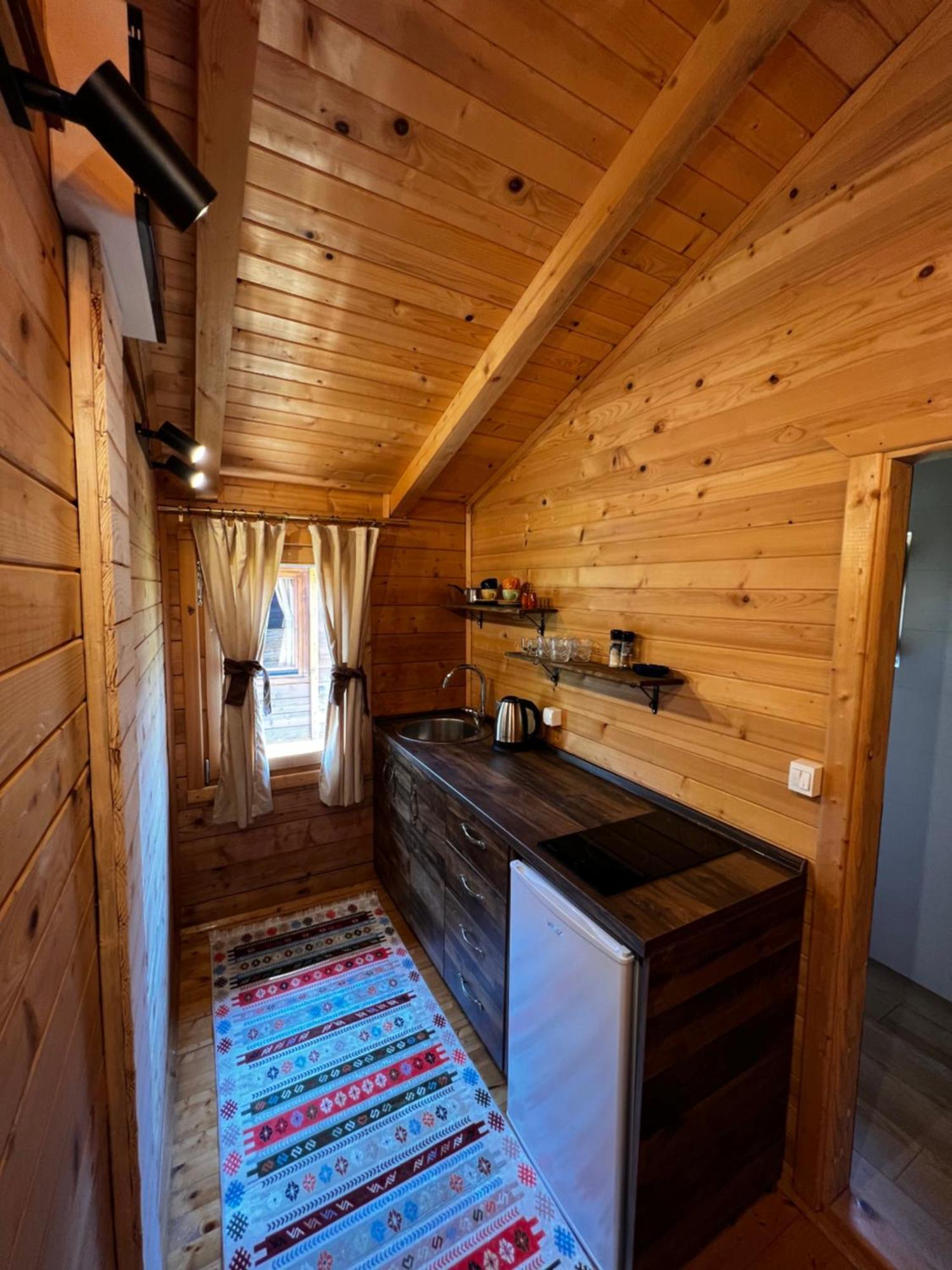וירפזאר Orahovo Cottages מראה חיצוני תמונה