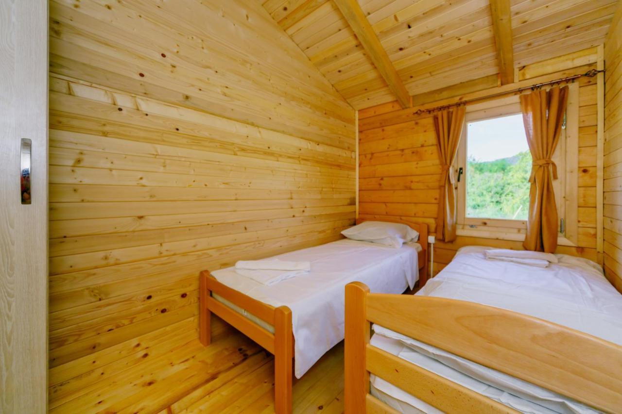 וירפזאר Orahovo Cottages מראה חיצוני תמונה